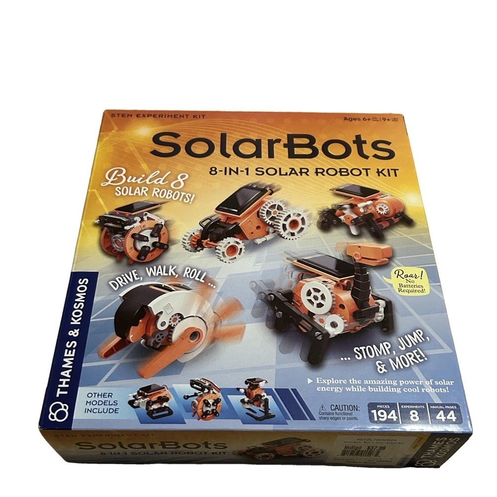 NWT Solar Bots 8 in 1 Robot Kit